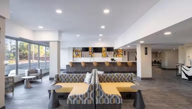 DoubleTree by Hilton Livermore 3