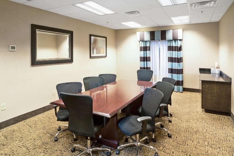 Hampton Inn Wilson Downtown photo 1