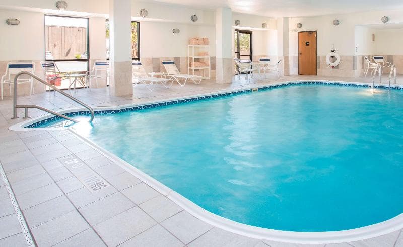 Hampton Inn Shawnee 3