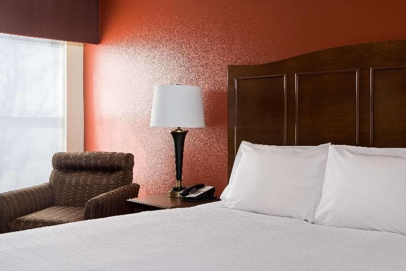 Hampton Inn Shawnee 2