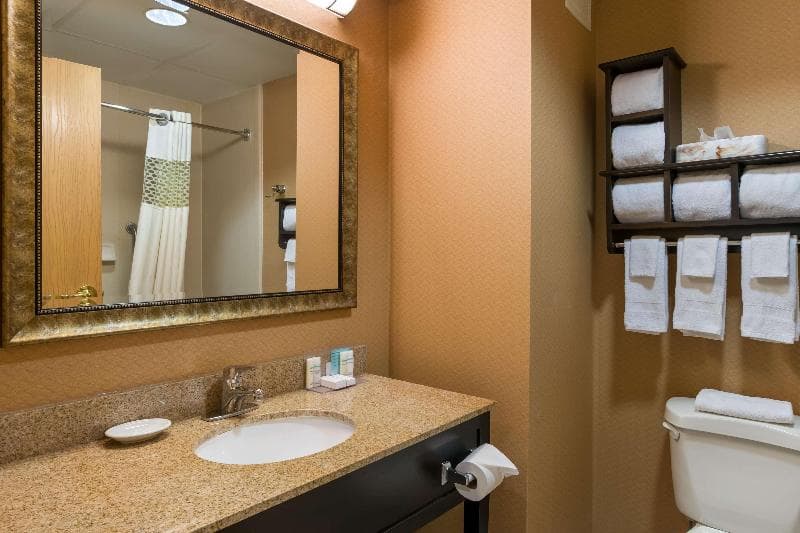 Hampton Inn by Hilton Washington Court House 5