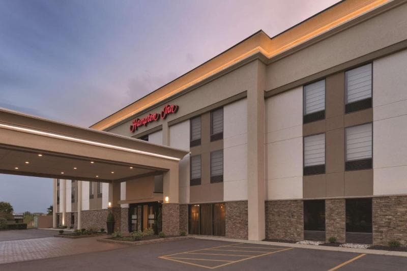 Hampton Inn Cincinnati-Kings Island 2