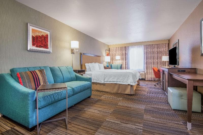 Hampton Inn & Suites Los Alamos White Rock 2