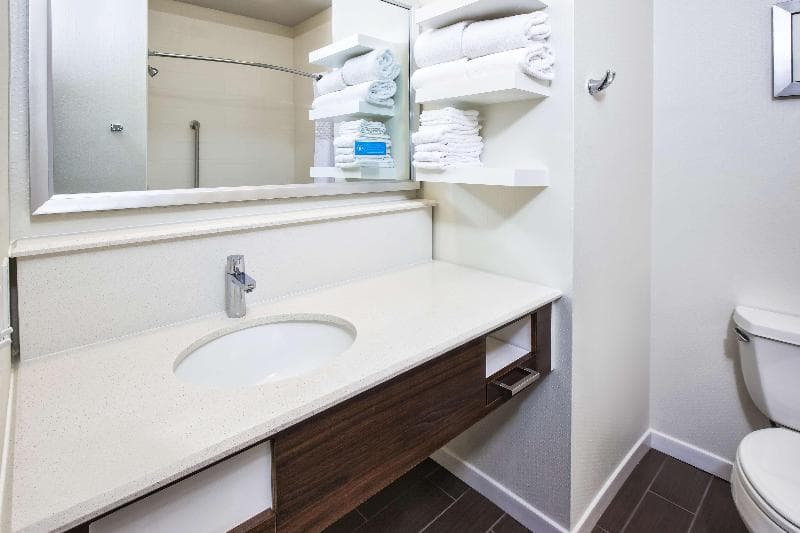 Hampton Inn & Suites Los Alamos White Rock 5