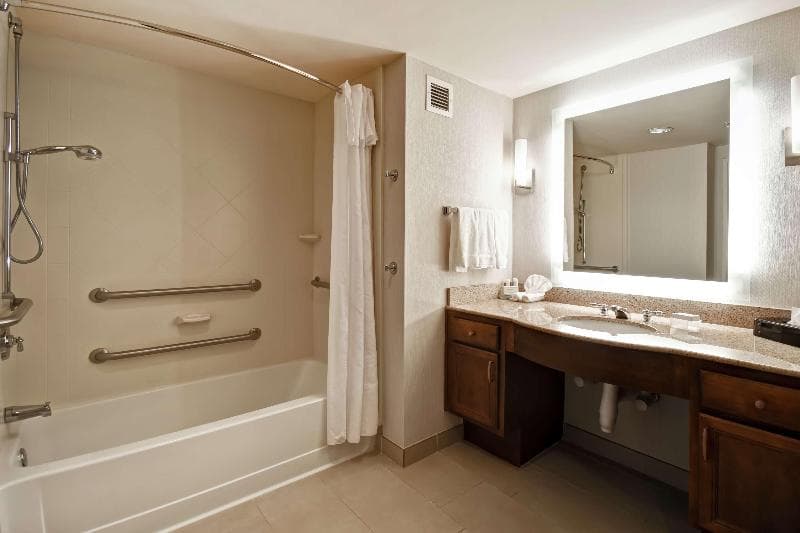 Homewood Suites by Hilton Cincinnati-Milford 3