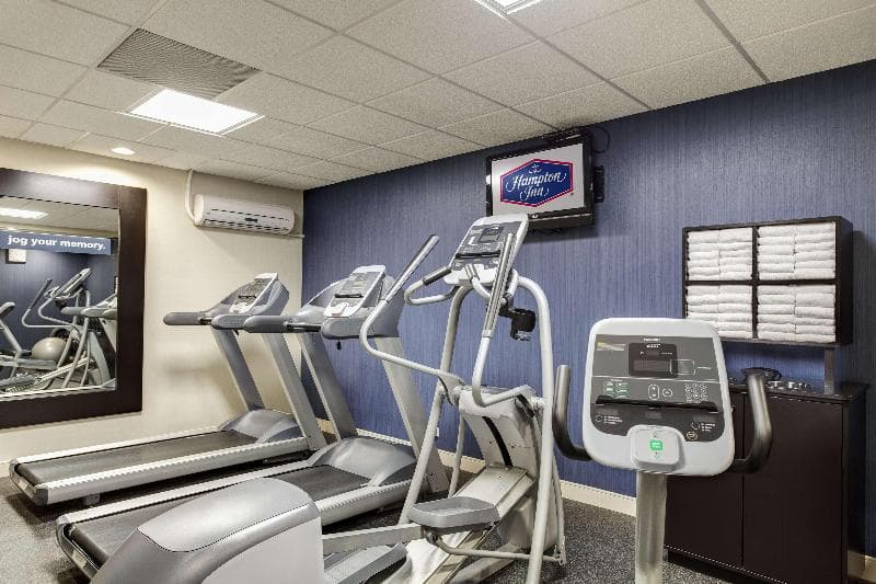 Hampton Inn Chicago-O'Hare International Airport 2