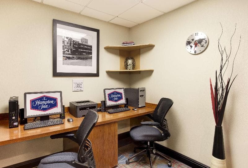 Hampton Inn Chicago-O'Hare International Airport photo 1