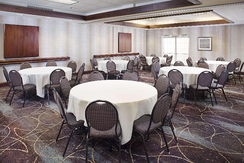 Homewood Suites by Hilton Cleveland-Solon 4