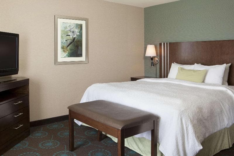 Hampton Inn & Suites Lincoln - Northeast I-80 5