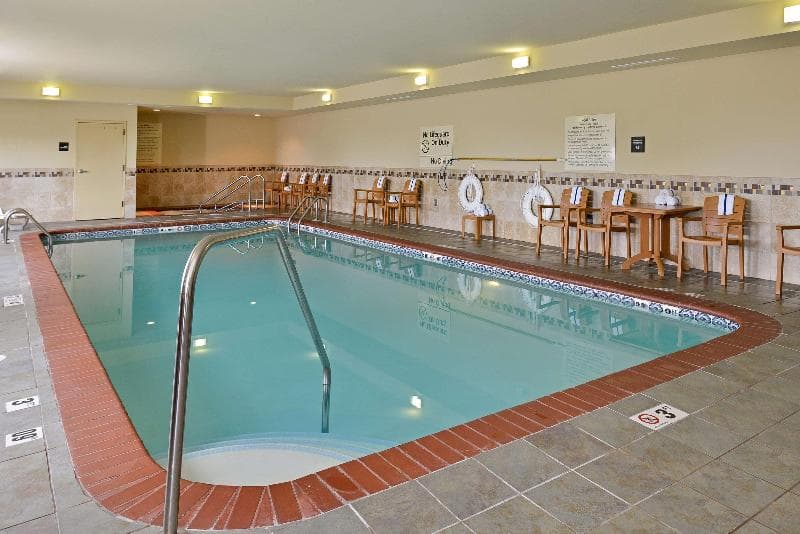 Hampton Inn Muscatine 3
