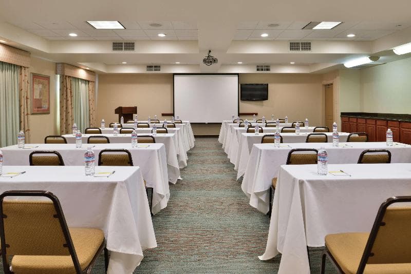 Hampton Inn & Suites Woodland-Sacramento Area photo 1