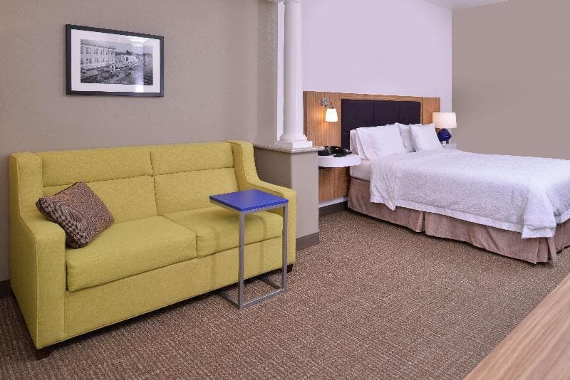 Hampton Inn & Suites Woodland-Sacramento Area 5