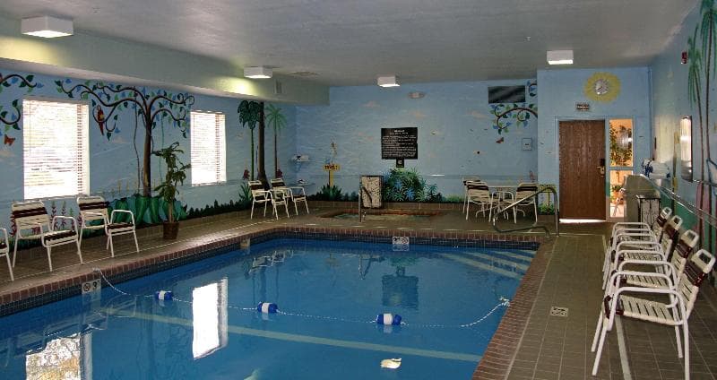 Hampton Inn Kansas City/Blue Springs 4