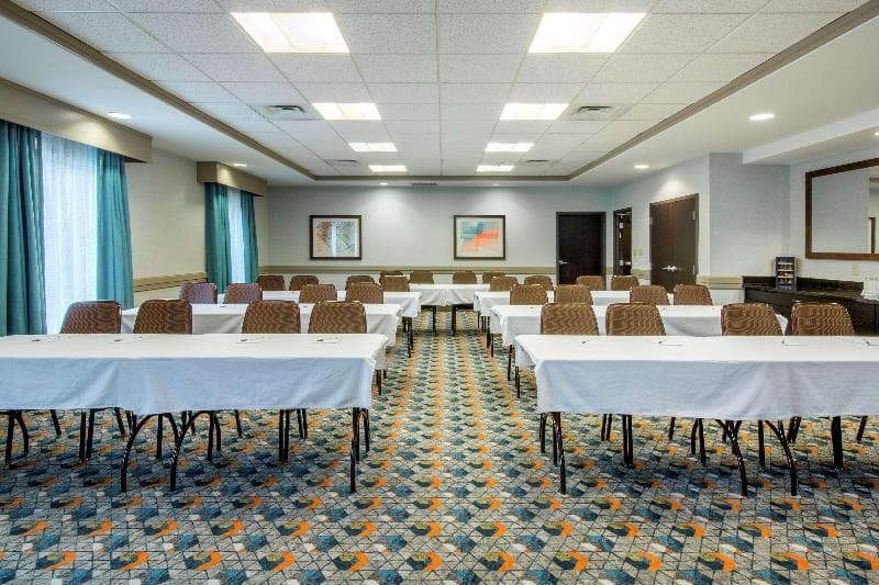 Hampton Inn & Suites Spokane Valley photo 1