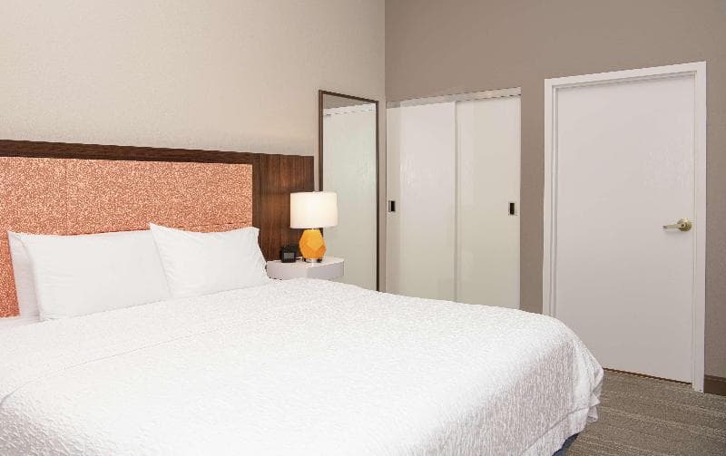 Hampton Inn Cleveland-Solon 2