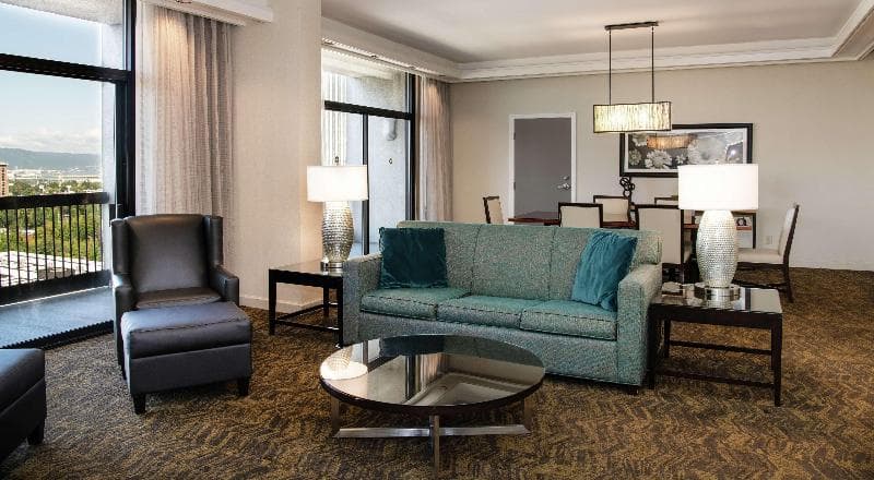 DoubleTree by Hilton Hotel Portland 3