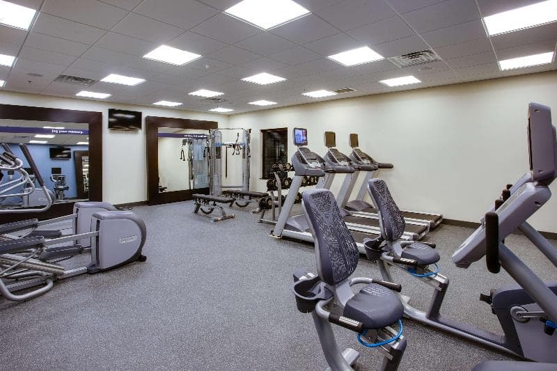 Hampton Inn & Suites Philadelphia/Bensalem 2