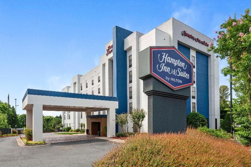 Hampton Inn & Suites Burlington 3