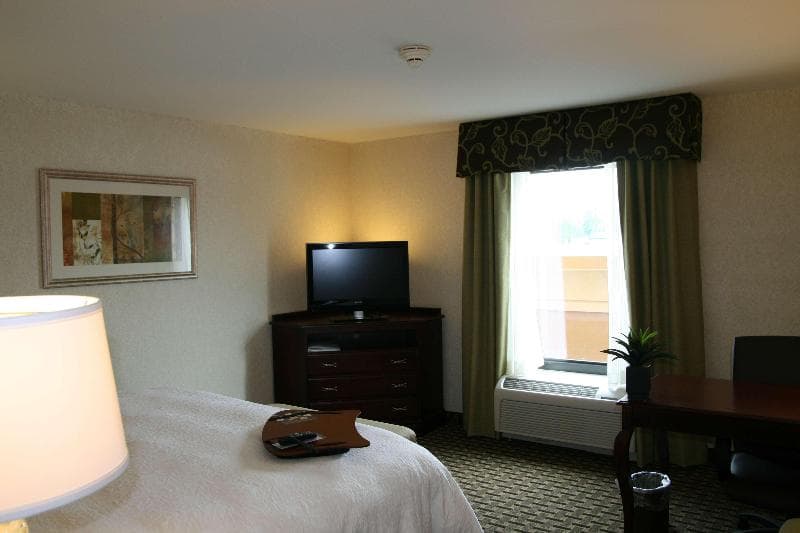 Hampton Inn & Suites Cleveland-Mentor 2