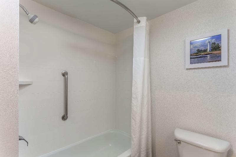 Hampton Inn Groton photo 1