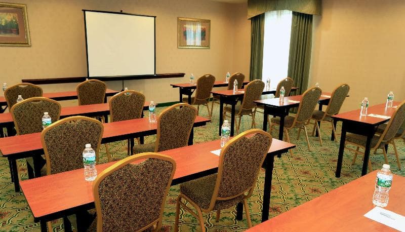 Hampton Inn & Suites Lamar 3
