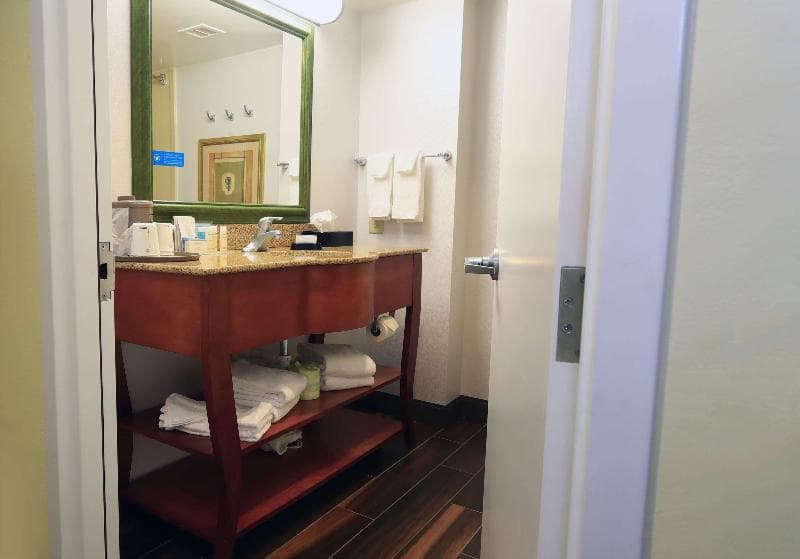 Hampton Inn & Suites Lamar 5