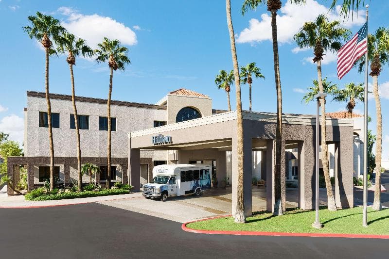 Hilton Phoenix Airport 3