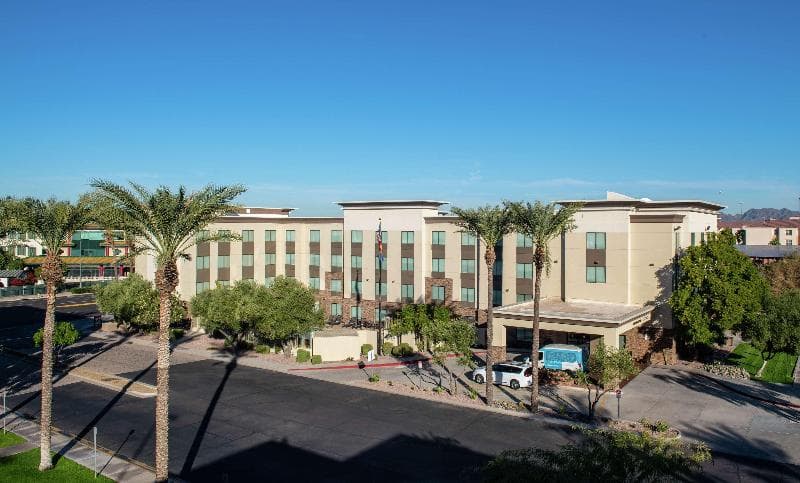 Hampton Inn Phoenix-Airport North 2