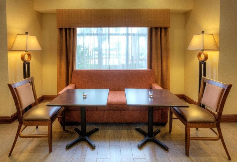 Hampton Inn & Suites McAllen 4