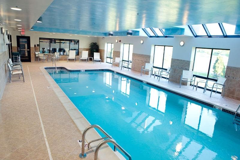Hampton Inn & Suites Detroit-Canton 3