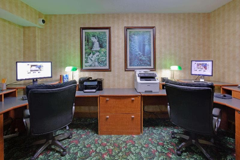 Hampton Inn Chester photo 1