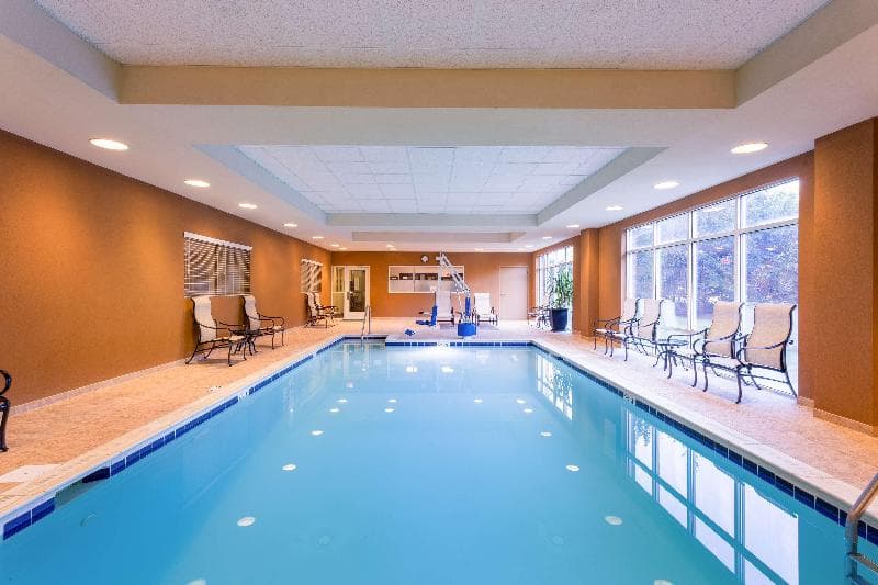 Hampton Inn & Suites Herndon-Reston 5