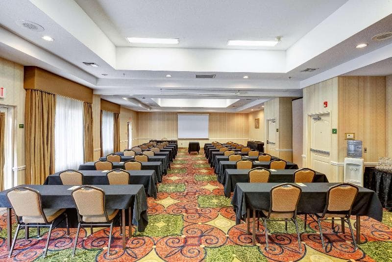 Hilton Garden Inn Portland Airport 4
