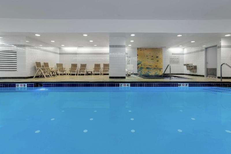Hampton Inn & Suites Denver-Downtown 4
