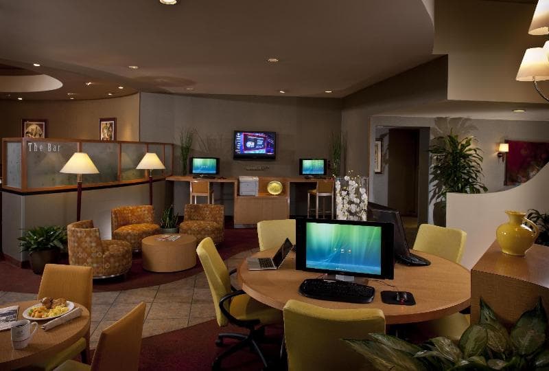 DoubleTree Suites by Hilton Hotel Phoenix 5