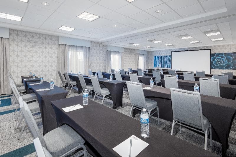 Hilton Garden Inn Albuquerque/Journal Center photo 1