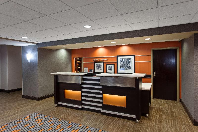 Hampton Inn & Suites Merced 3