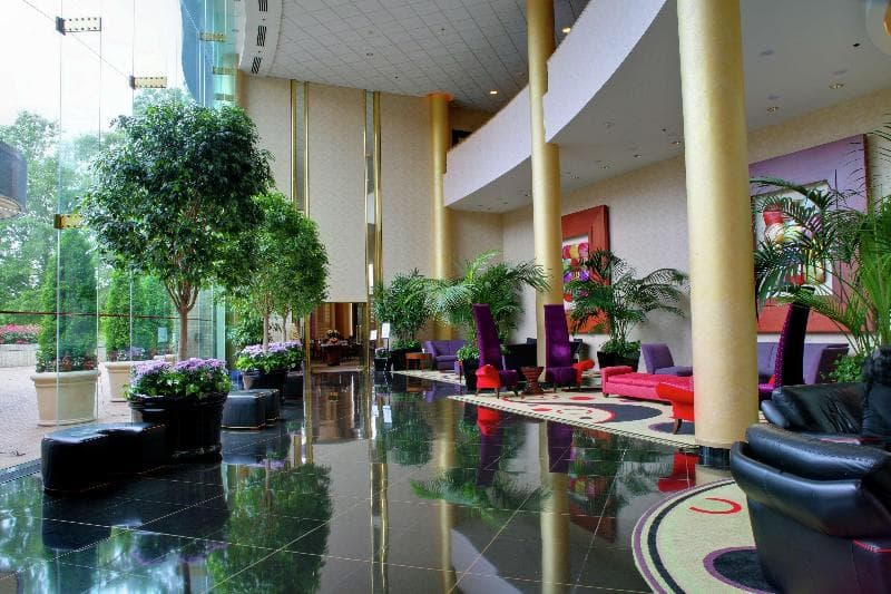 Hilton Washington Dulles Airport 4