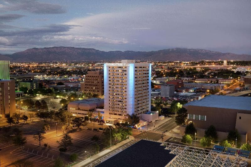DoubleTree by Hilton Hotel Albuquerque 4