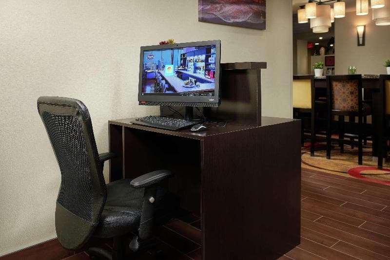 Hampton Inn Louisville I-65 @ Brooks Rd. main