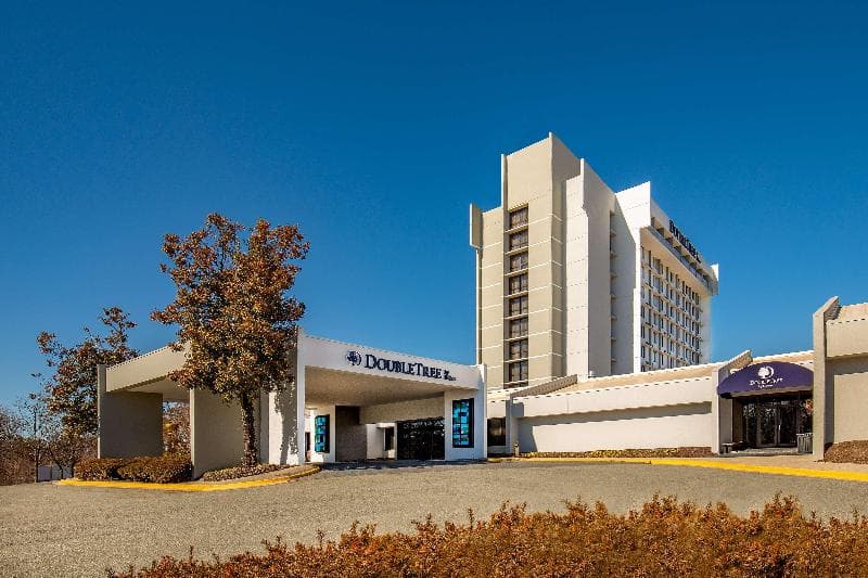DoubleTree by Hilton Washington DC North/Gaithersburg photo 1