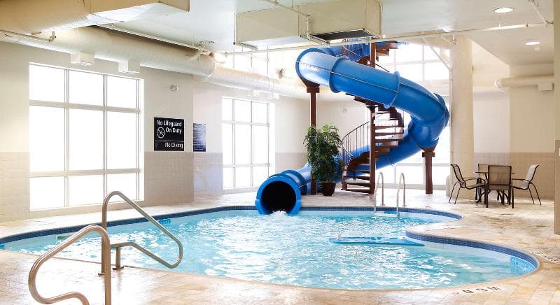 Hampton Inn & Suites by Hilton Lethbridge 4