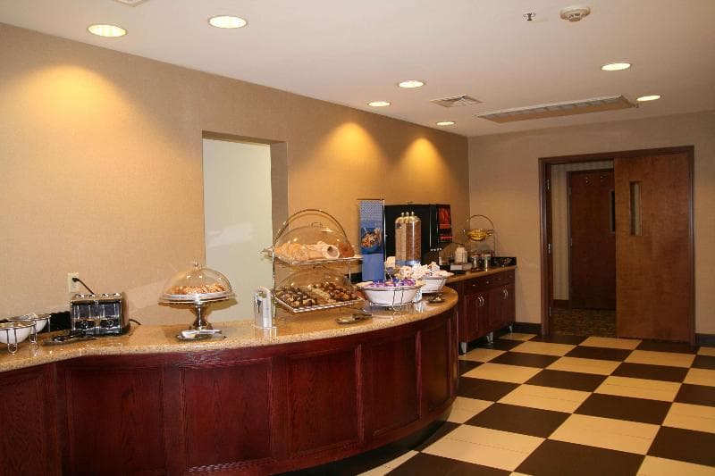 Hampton Inn Great Falls 3