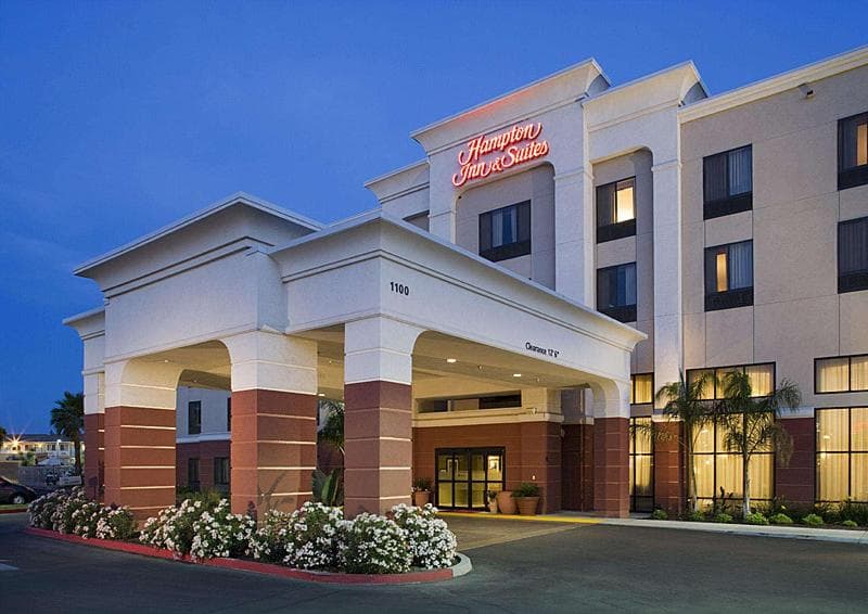 Hampton Inn & Suites Tulare 5