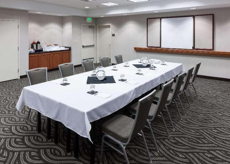 Hampton Inn & Suites Tulare photo 1