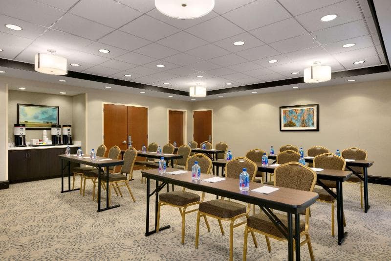 Hampton Inn & Suites Mahwah 3