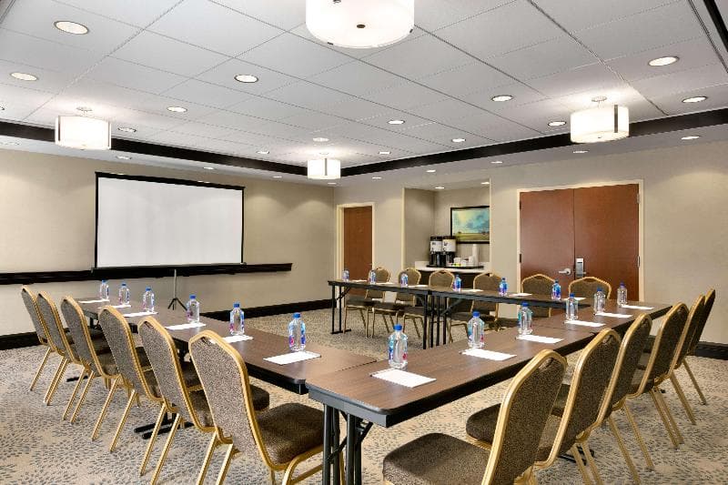 Hampton Inn & Suites Mahwah 5