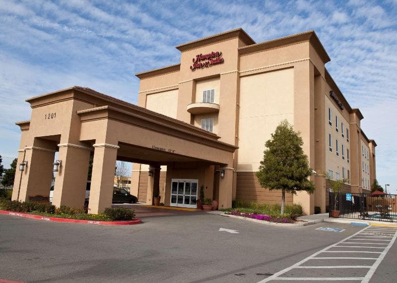 Hampton Inn & Suites Pittsburg 3