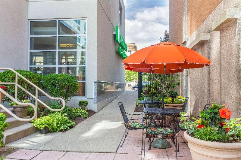 Wyndham Garden Buffalo Downtown 3
