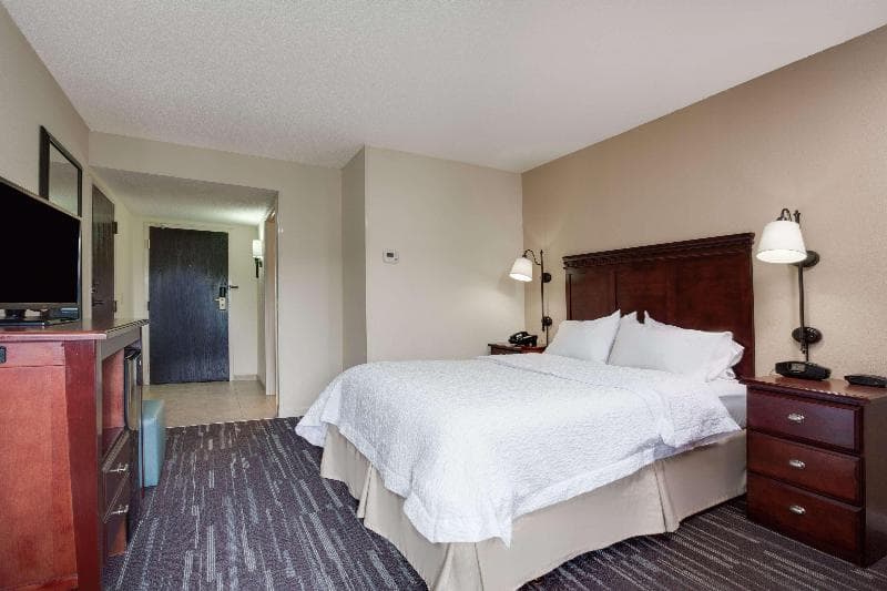 Hampton Inn Somerset 5